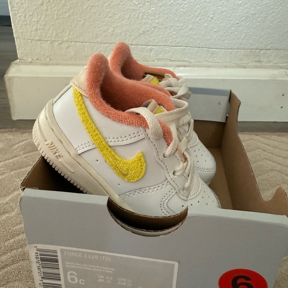 Nike Kids White and Yellow Sneakers with Pink Accents